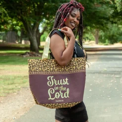 Canvas Handbags^African American Expressions TRUST IN THE LORD CANVAS BAG